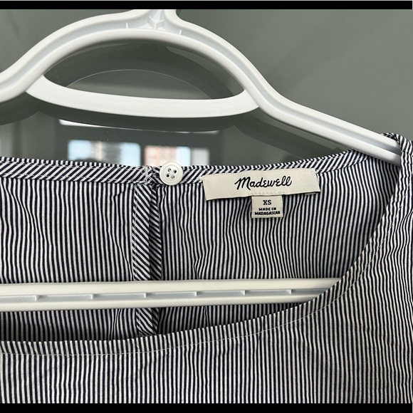 Madewell bell sleeved top - Picture 4 of 9
